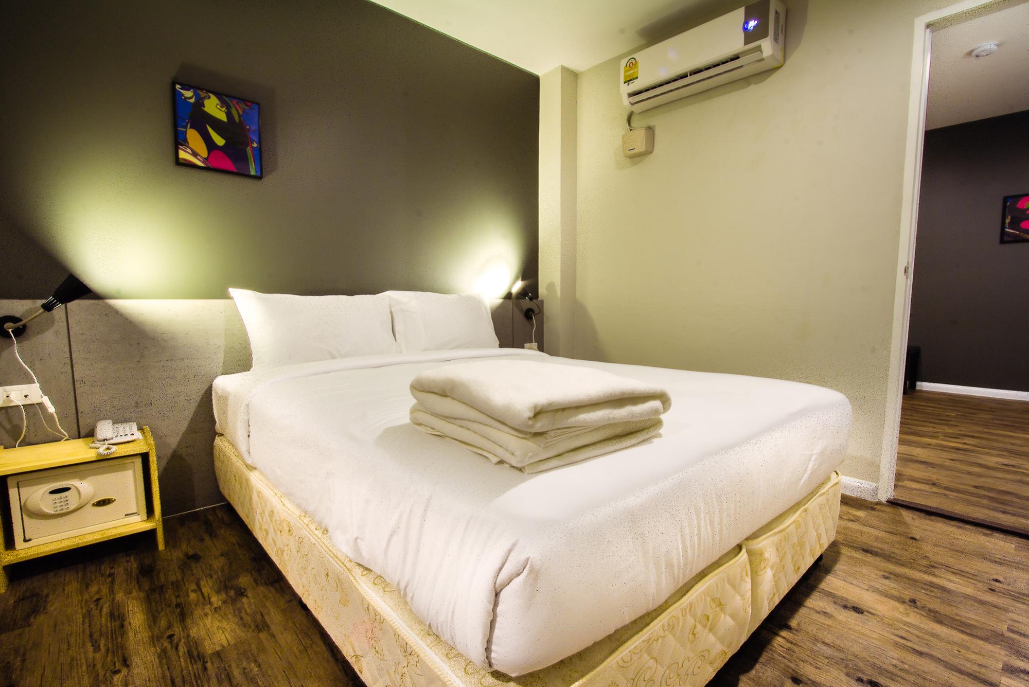 Bett Pattaya Hotel Exterior photo