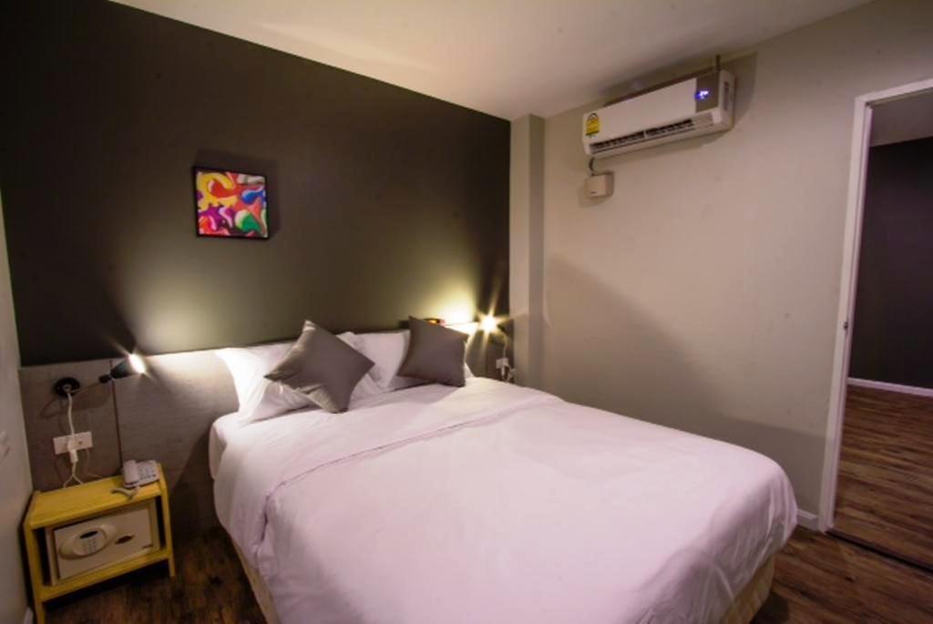 Bett Pattaya Hotel Room photo